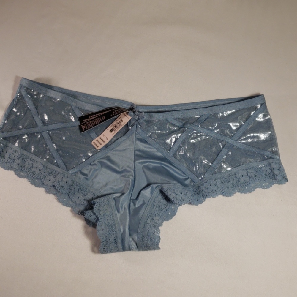 Cheeky style panties